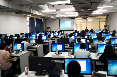 深化教學(xué)改革，探索智慧課堂 學(xué)院舉辦“微課制作及教學(xué)應(yīng)用”培訓(xùn)班